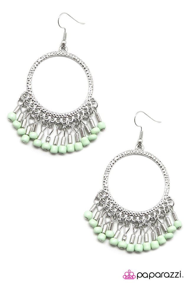 Paparazzi ♥ Wild Style - Green ♥ Earrings