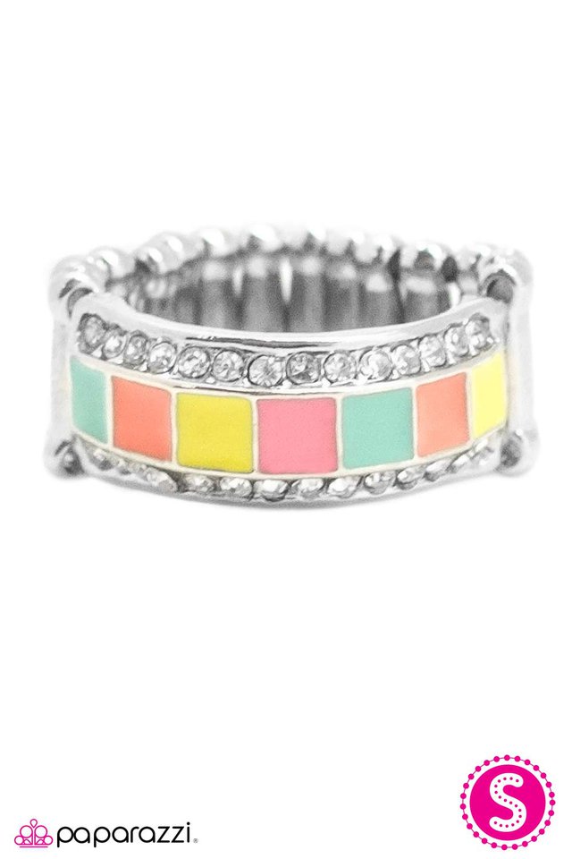 Paparazzi ♥ Rising Tide - Yellow ♥ Ring