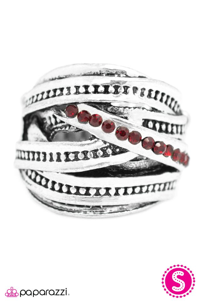 Paparazzi ♥ Living In The Fast Lane - Red ♥ Ring