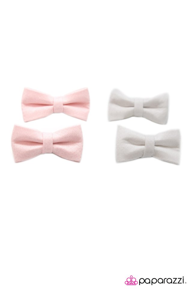 Paparazzi ♥ Mary Had A Little Lamb - Pink/White ♥ Hair Clip