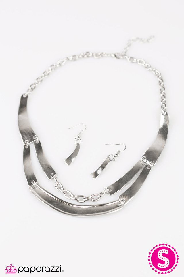 Paparazzi ♥ The Champ - Silver ♥ Necklace
