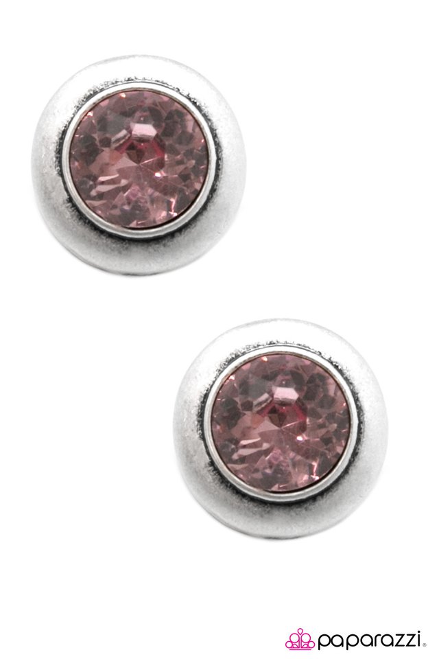 Paparazzi ♥ Going POST-al - Pink ♥ Post Earrings