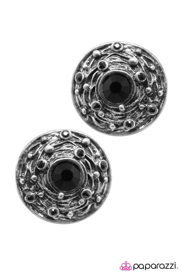 Paparazzi ♥ Race To Space - Black ♥ Clip-On