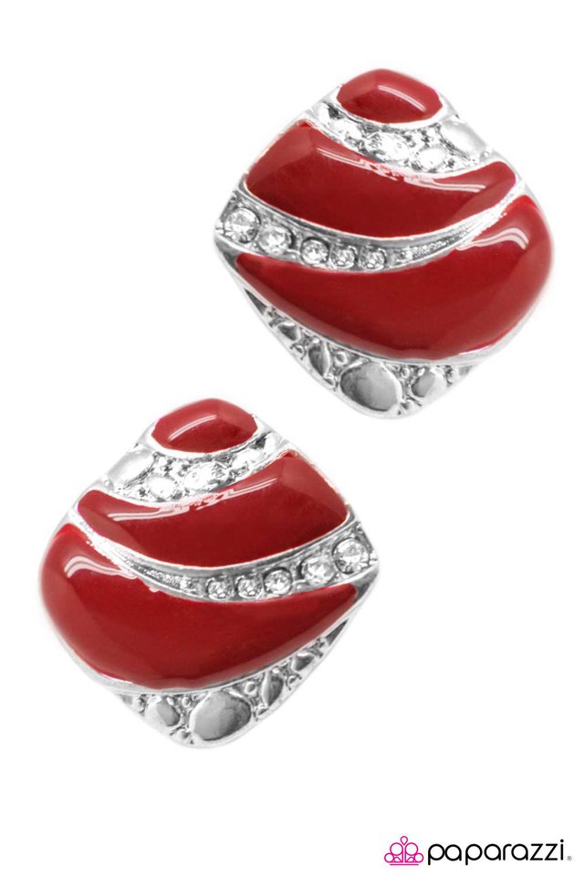 Paparazzi ♥ I Dare Say - Red ♥ Clip-On