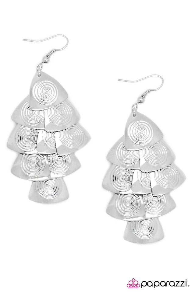 Paparazzi ♥ Let Me Be Your Muse - Silver ♥ Earrings