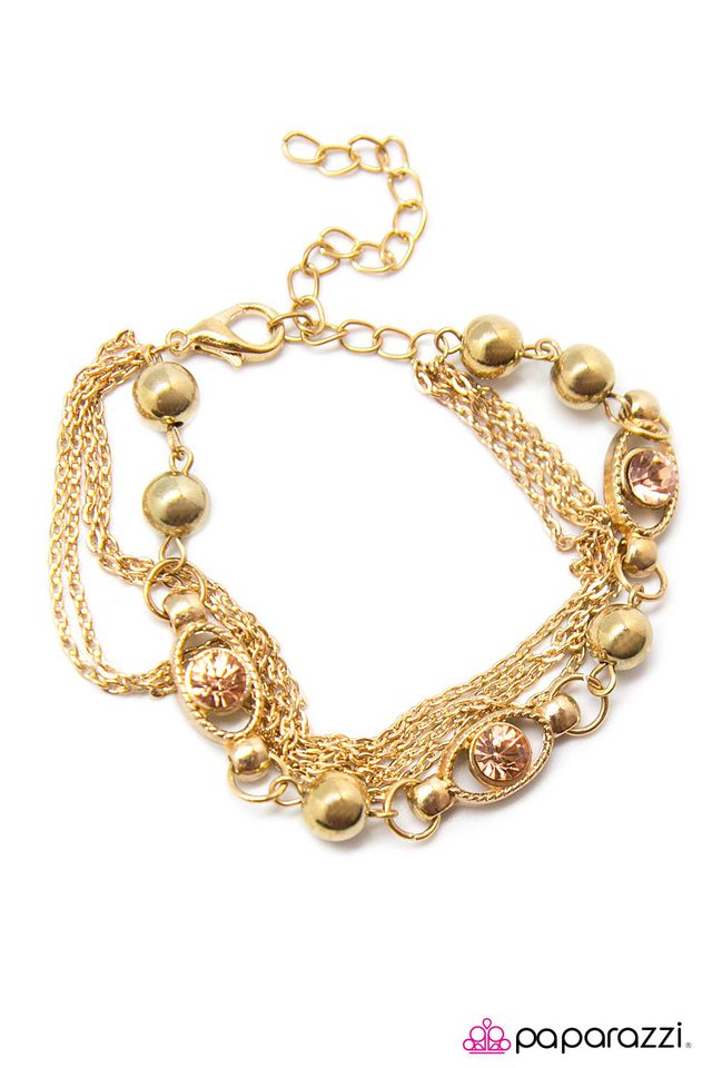 Paparazzi ♥ Seeing Eye to Eye - Gold ♥ Bracelet