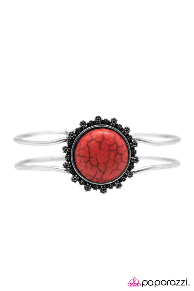 Paparazzi ♥ FLORAL Compass - Red ♥ Bracelet