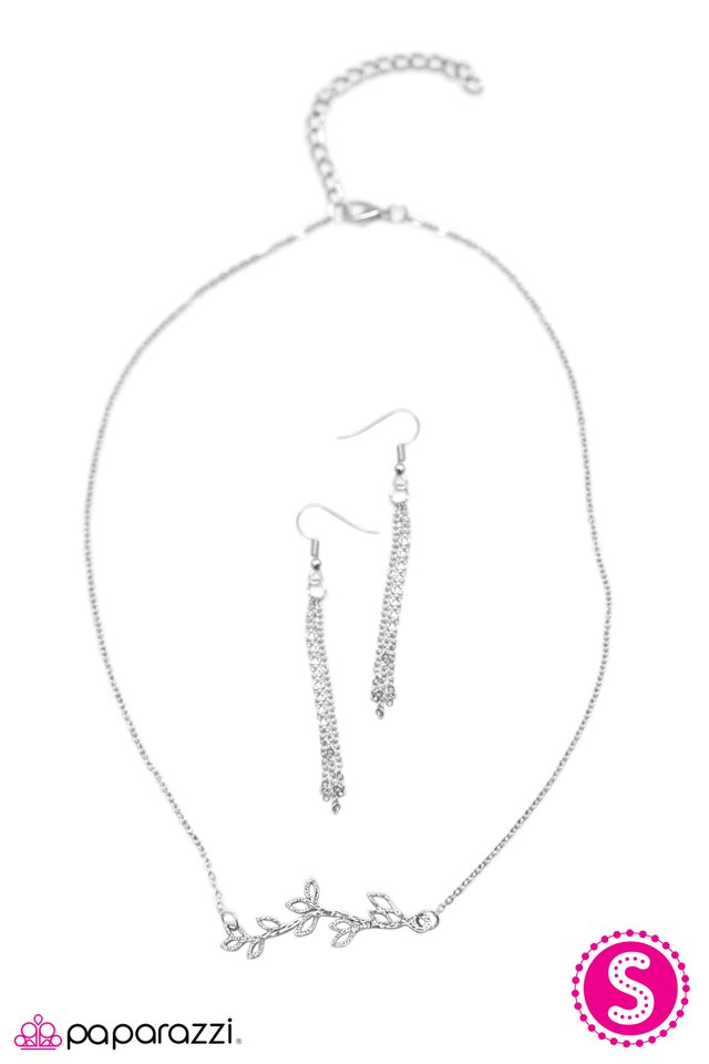 Paparazzi ♥ Root and Branch - Silver ♥ Necklace