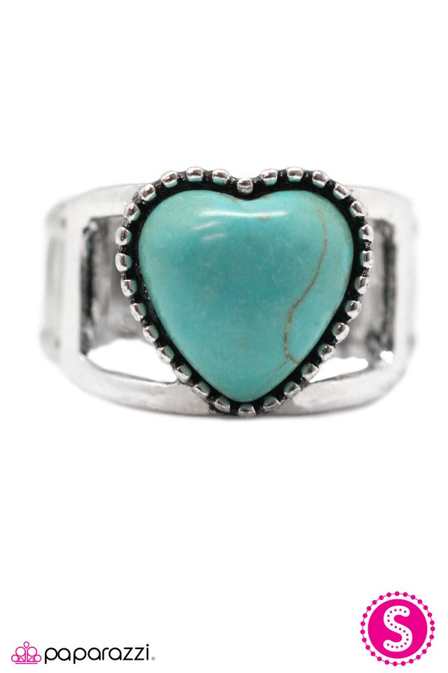 Paparazzi ♥ Rule With Your Heart - Blue ♥ Ring
