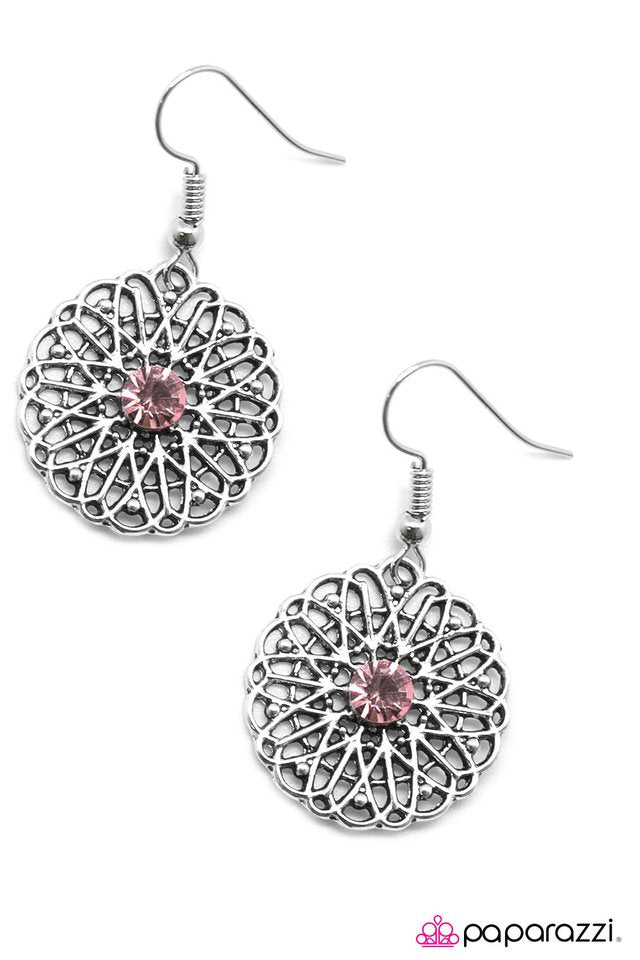 Paparazzi ♥ Take Me Sailing - Pink ♥ Earrings