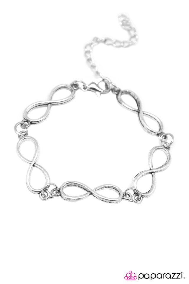 Paparazzi ♥ Forever Yours - Silver ♥ Bracelet