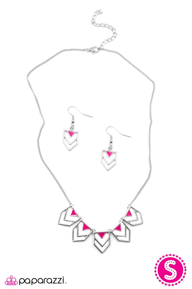 Paparazzi ♥ I Wont Bite - Pink ♥ Necklace