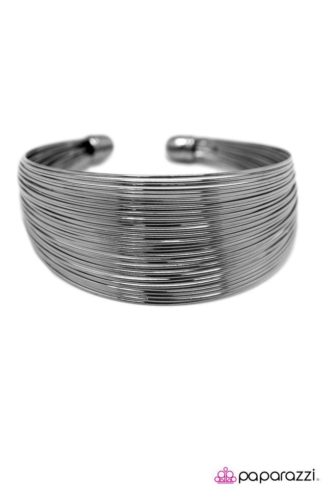 Paparazzi ♥ A Fine Frenzy - Black ♥ Bracelet