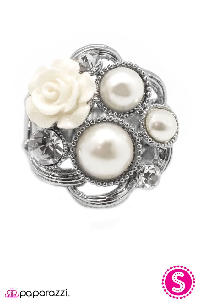 Paparazzi ♥ Princess Charming - White ♥ Ring