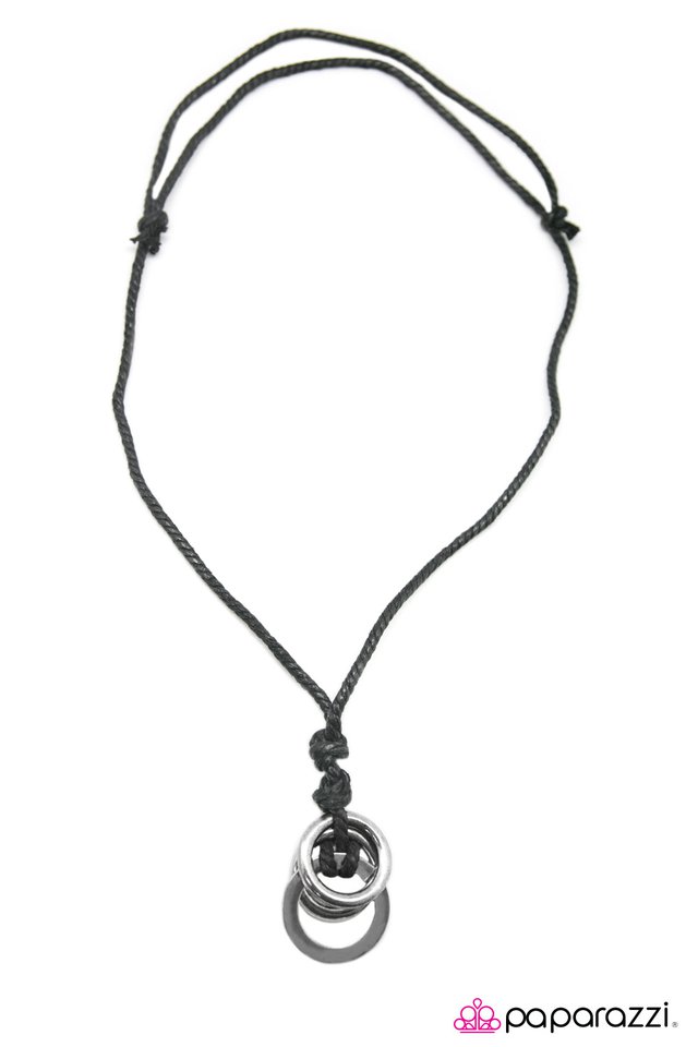 Paparazzi ♥ The New Guy - Black ♥ Necklace
