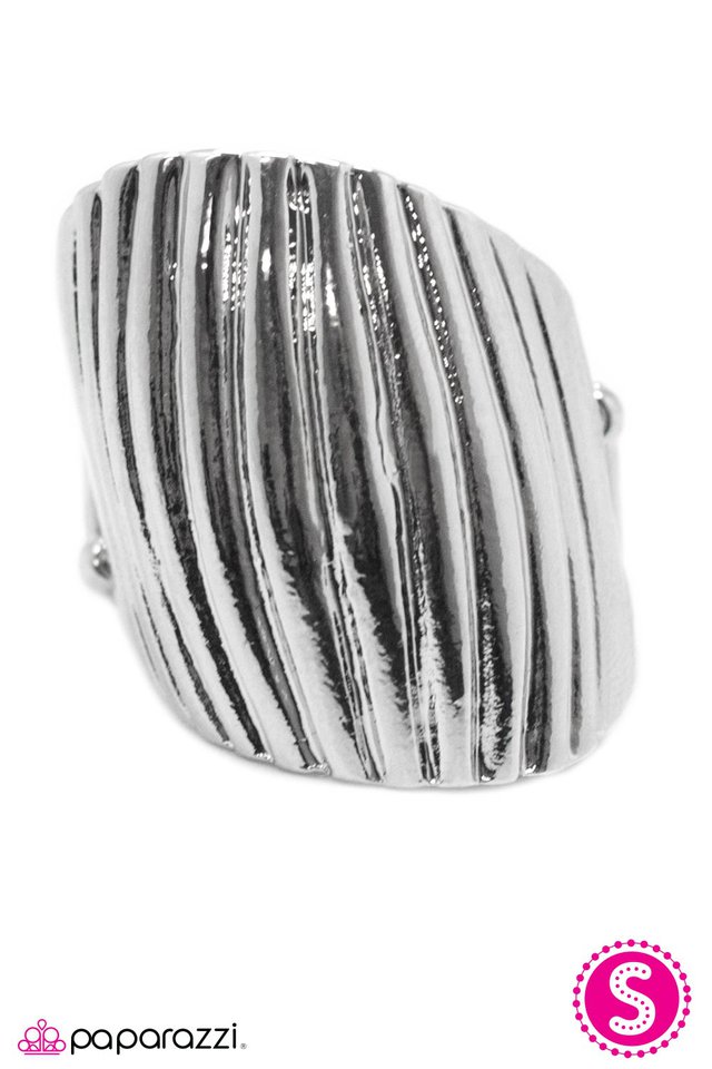 Paparazzi ♥ She Beats to Her Own Drum - Silver ♥ Earrings