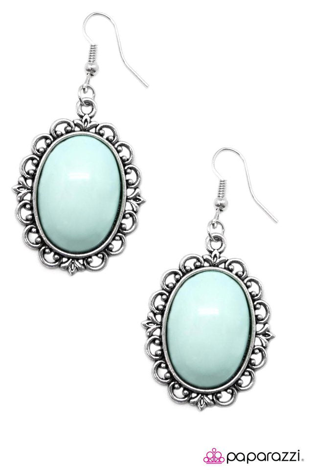 Paparazzi ♥ High Class Affair - Blue ♥ Earrings