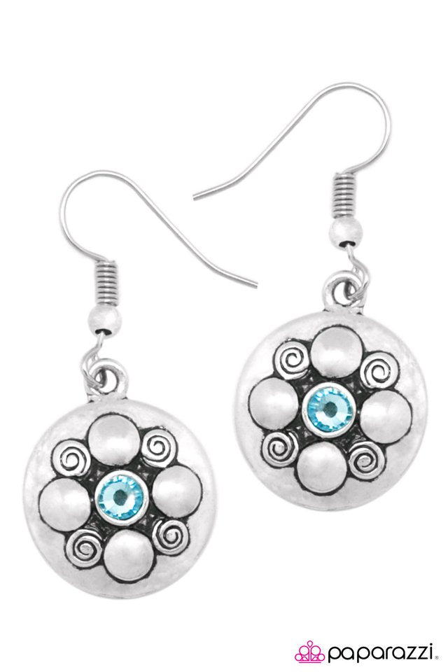 Paparazzi ♥ Bright and Brilliant - Blue ♥ Earrings