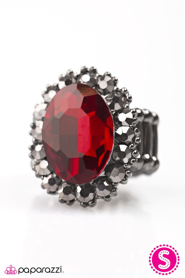 Paparazzi ♥ Fever Pitch - Red ♥ Ring