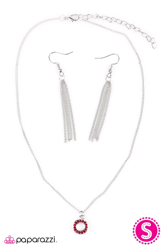 Paparazzi ♥ The One That Got Away - Red ♥ Necklace