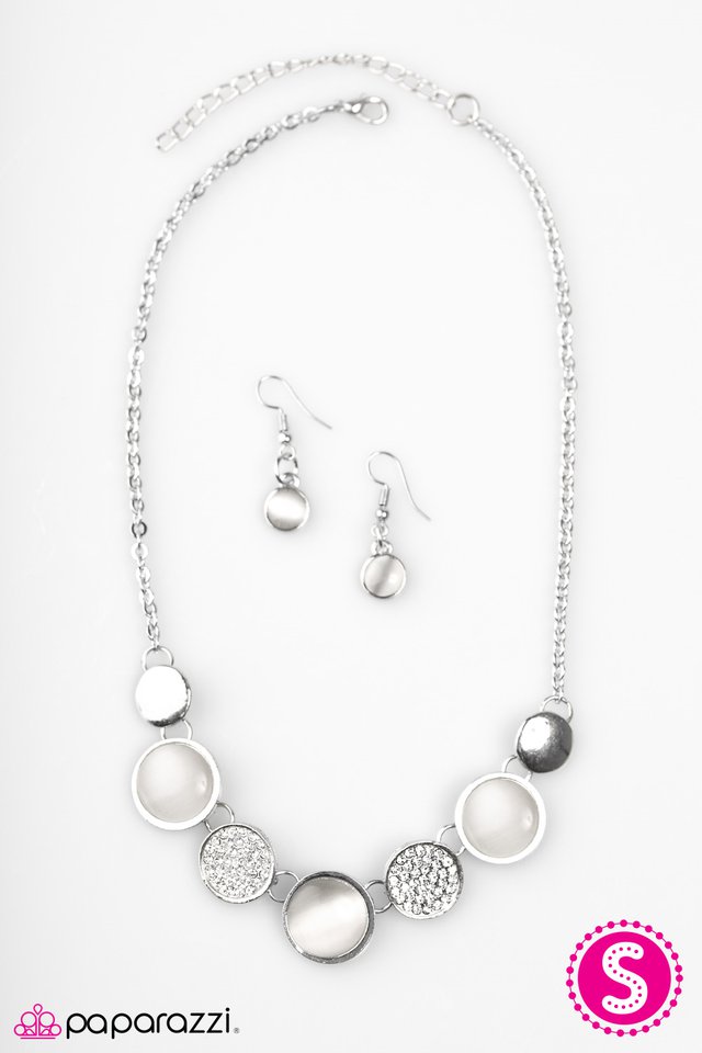 Paparazzi ♥ Keep Calm and Sparkle On - White ♥ Necklace