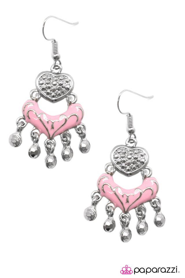 Paparazzi ♥ Ace of Hearts - Pink ♥ Earrings