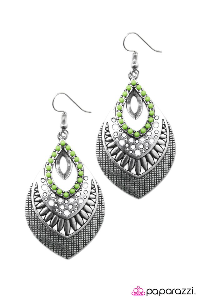 Paparazzi ♥ Jungle Tour - Green ♥ Earrings