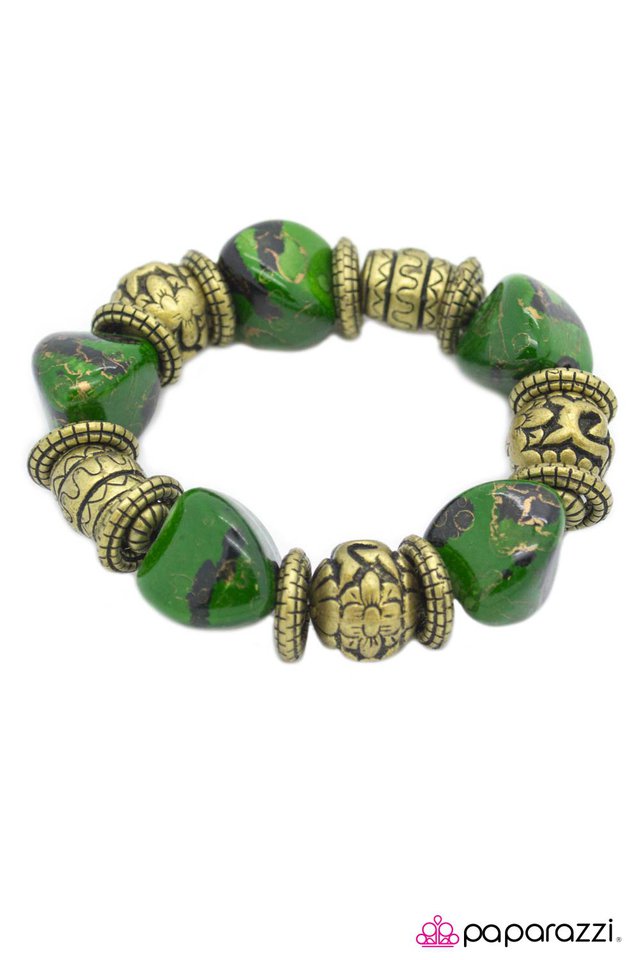 Paparazzi ♥ Rock Your World - Green ♥ Bracelet