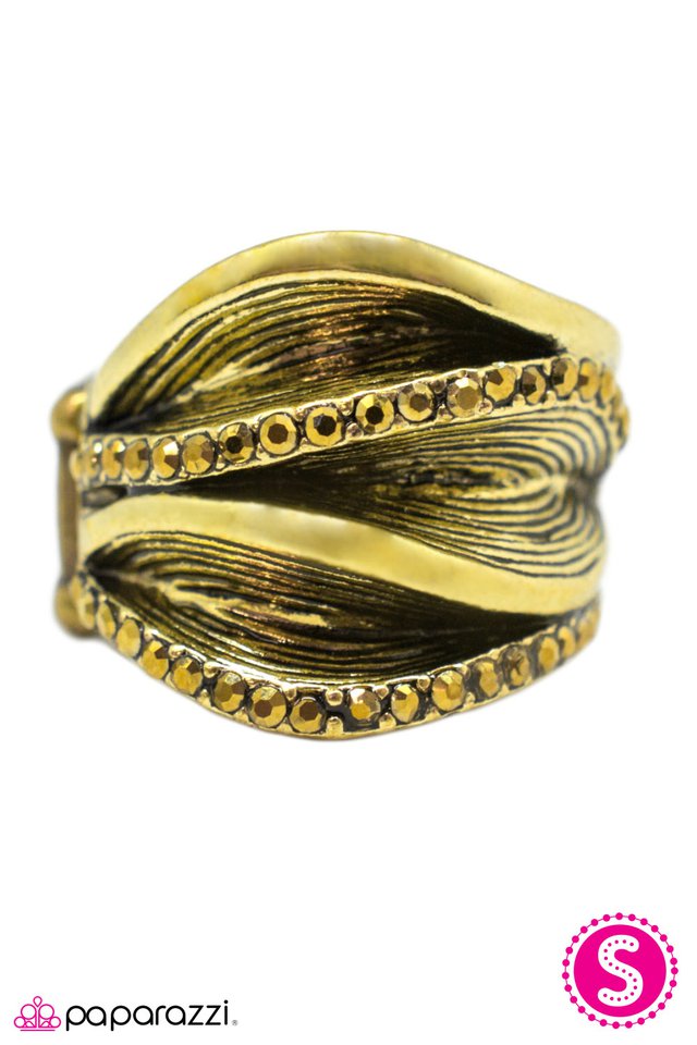 Paparazzi ♥ Rolling In The Deep - Brass ♥ Ring