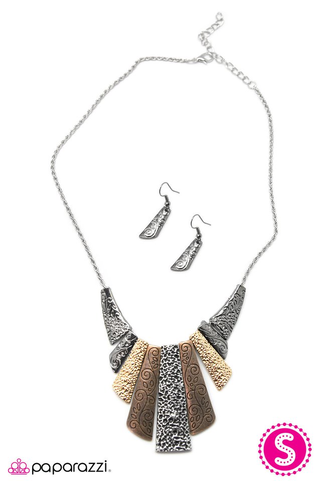 Paparazzi ♥ Cavegirl 2 - Multi ♥ Necklace