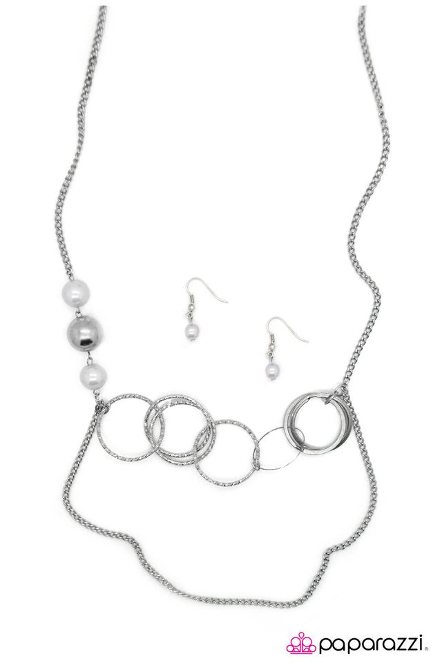 Paparazzi ♥ Expressionist - White ♥ Necklace