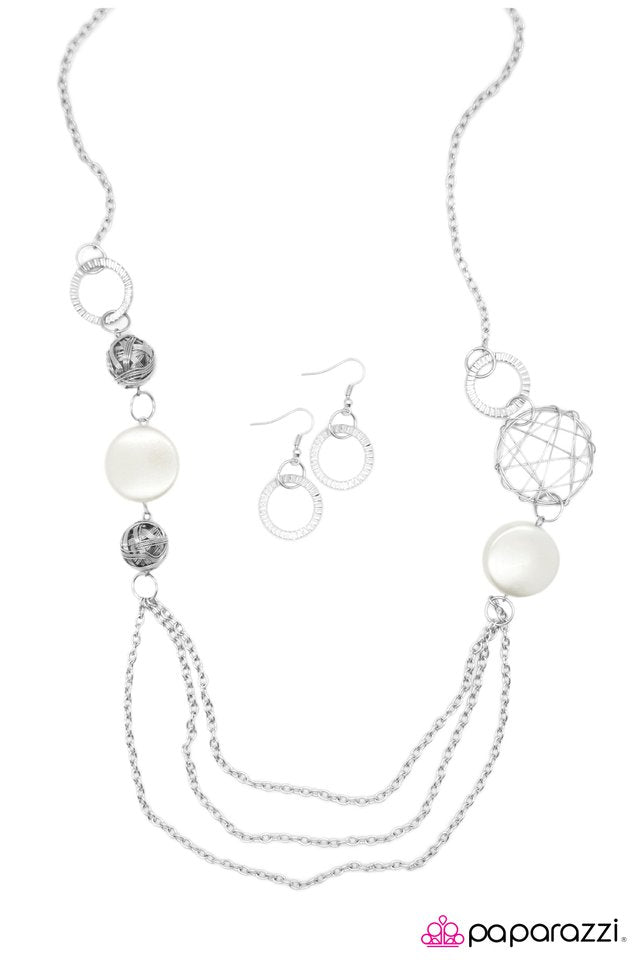 Paparazzi ♥ Gossip Girl - White ♥ Necklace