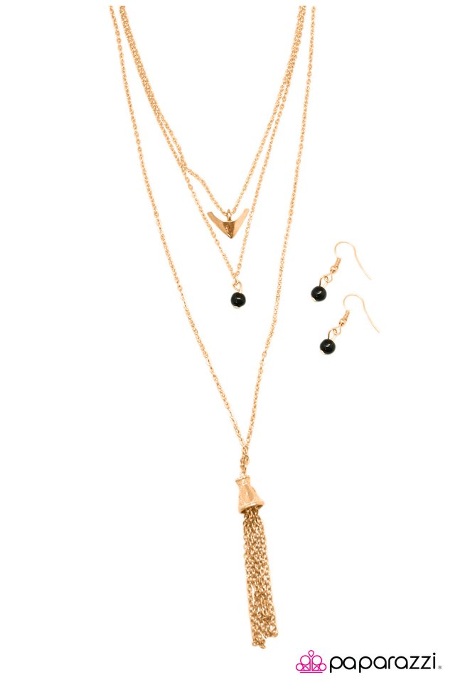 Paparazzi ♥ If The Tassel Fits - Gold ♥ Necklace