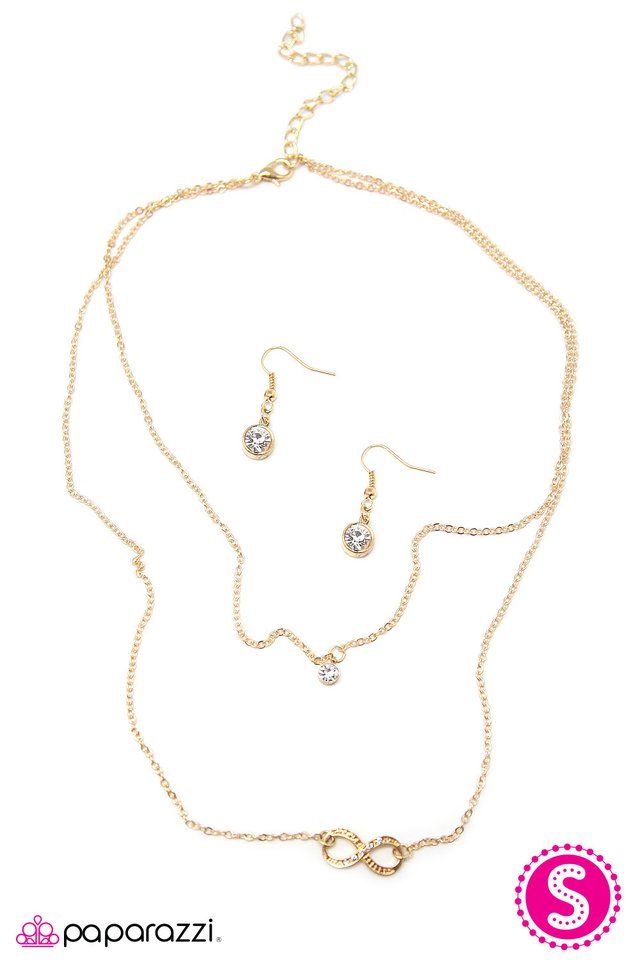 Paparazzi ♥ My Forever - Gold ♥ Necklace