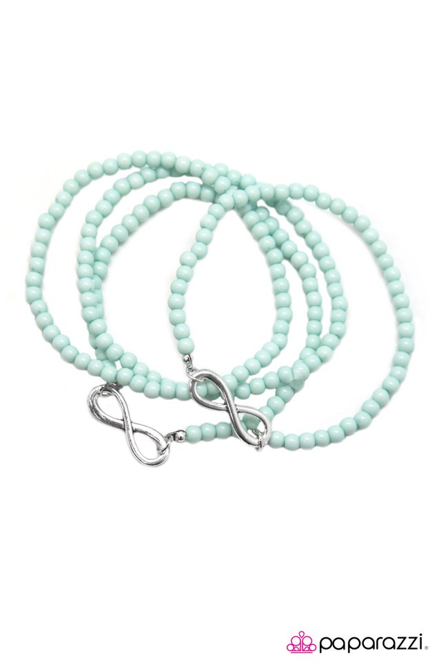 Paparazzi ♥ One Day At A Time - Blue ♥ Bracelet