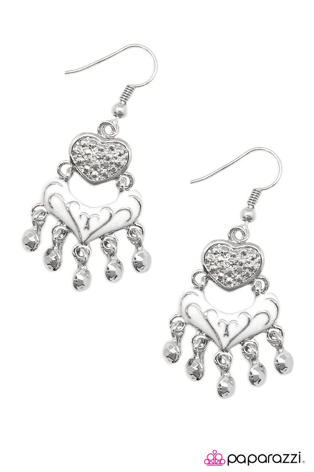 Paparazzi ♥ Ace of Hearts - White ♥ Earrings