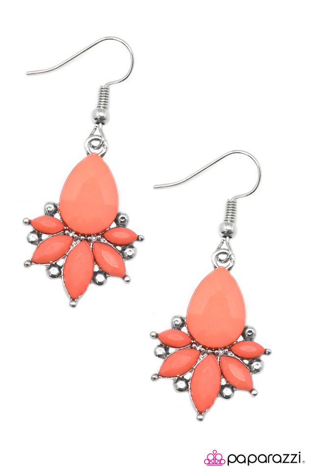 Paparazzi ♥ GLAM Up! - Orange ♥ Earrings