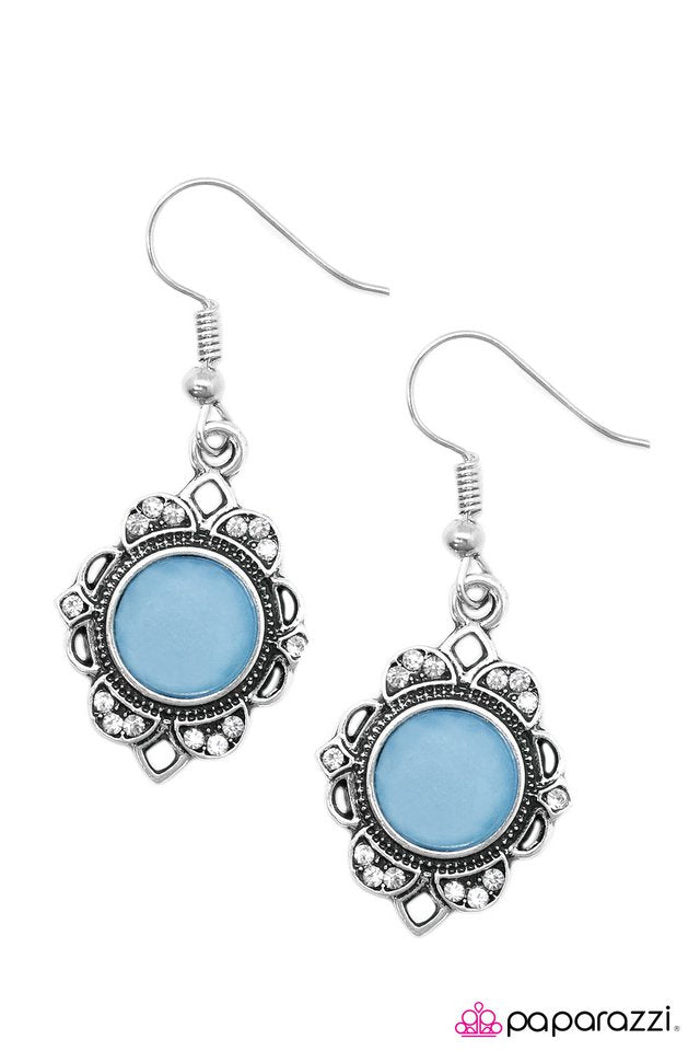Paparazzi ♥ To BEAM Or Not To BEAM - Blue ♥ Earrings