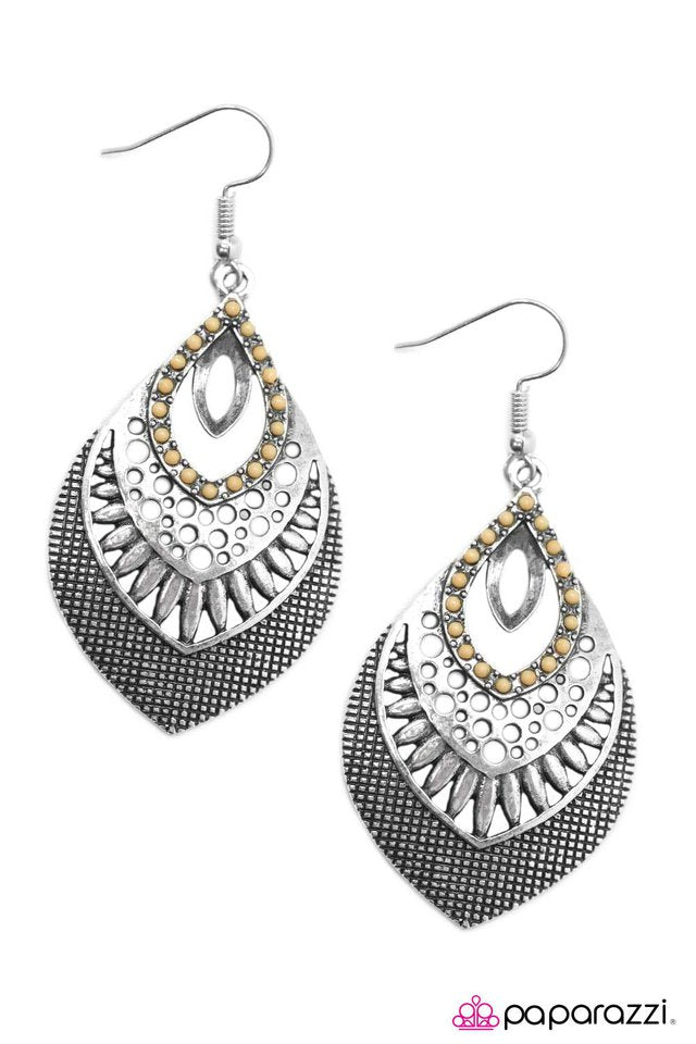 Paparazzi ♥ Jungle Tour - Brown ♥ Earrings