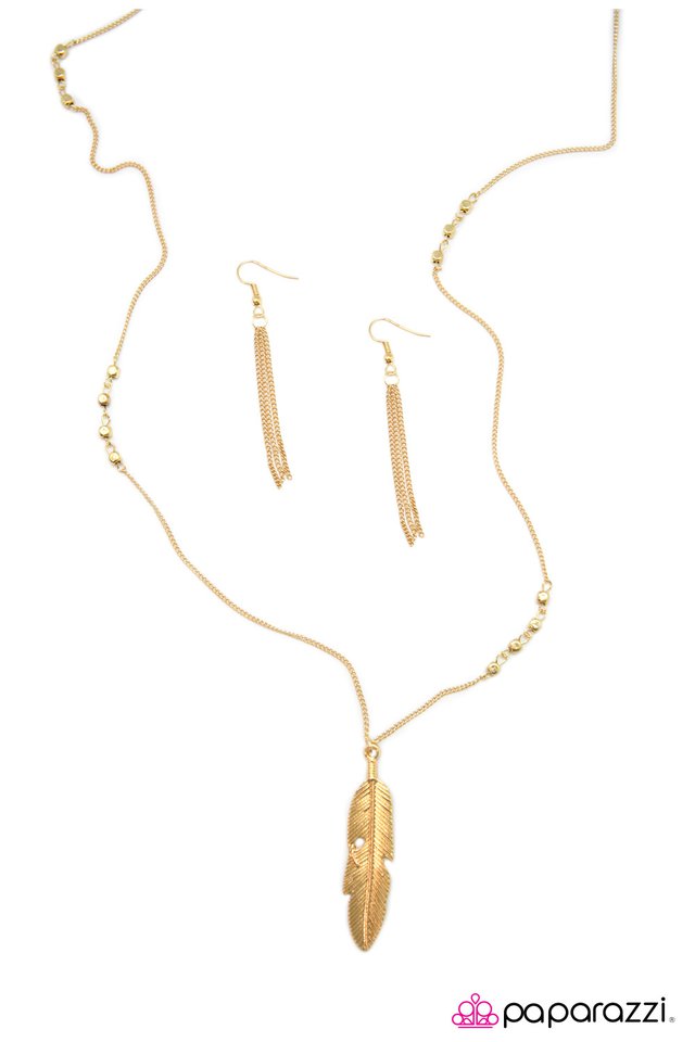 Paparazzi ♥ My Time To Fly - Gold ♥ Necklace