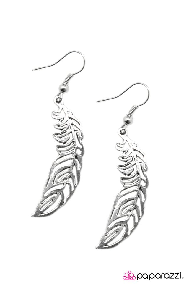 Paparazzi ♥ I Wish I Could Fly - Silver ♥ Earrings