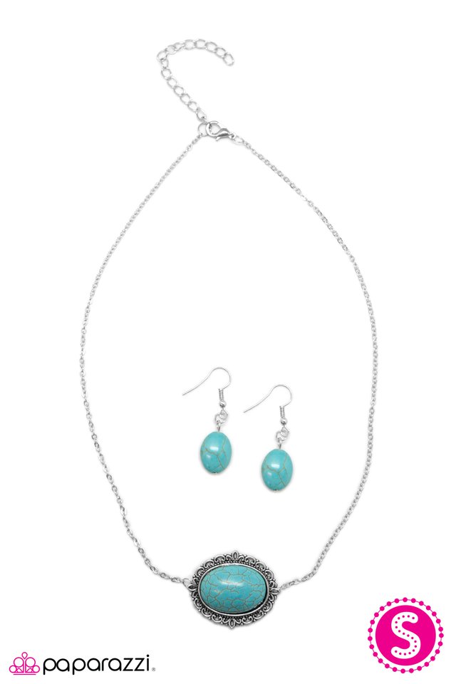 Paparazzi ♥ Western Cameo - Blue ♥ Necklace