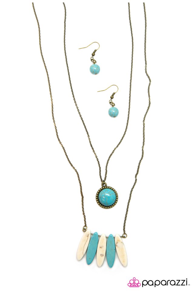 Paparazzi ♥ Meet The Flintstones - Blue ♥ Necklace