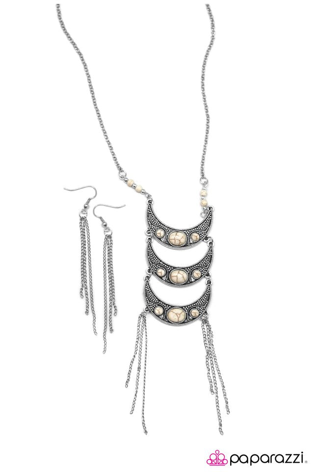 Paparazzi ♥ Morning, MOON, and Night - White ♥ Necklace