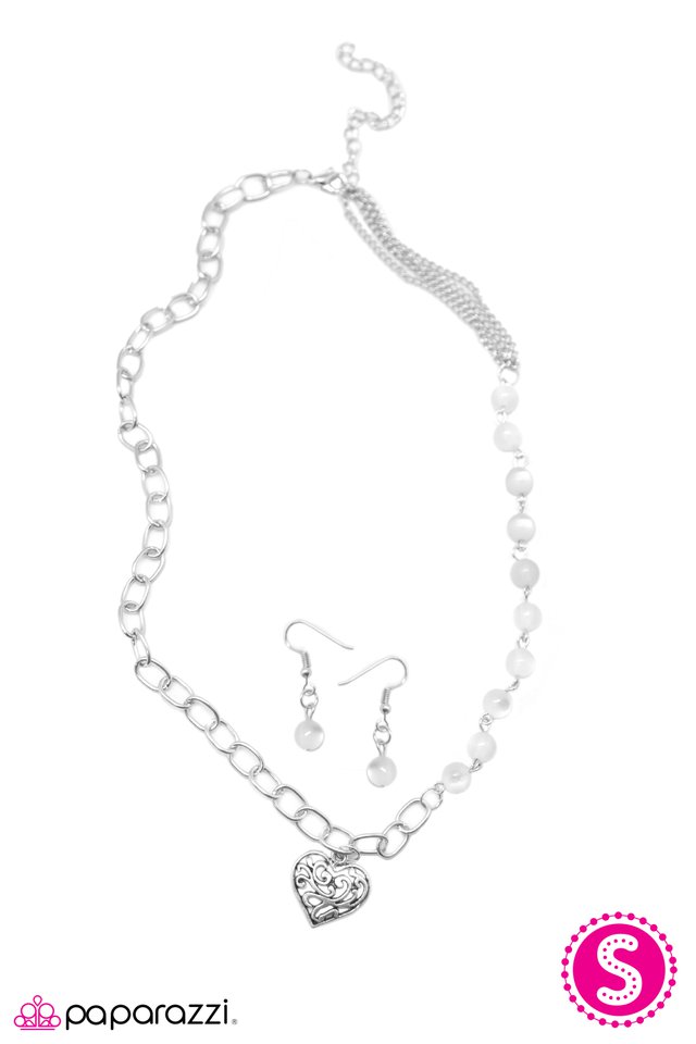 Paparazzi ♥ This May HEART A Little - White ♥ Necklace