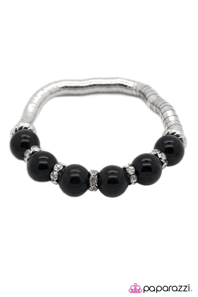 Paparazzi ♥ If I Were A Rich Girl - Black ♥ Bracelet