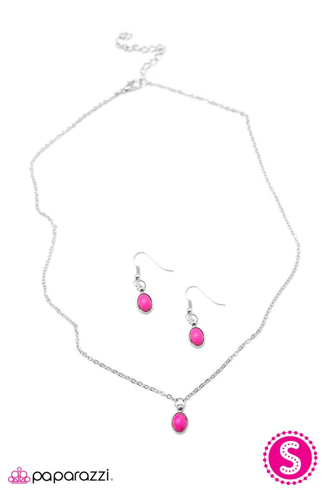 Paparazzi ♥ Take A Hint - Pink ♥ Necklace