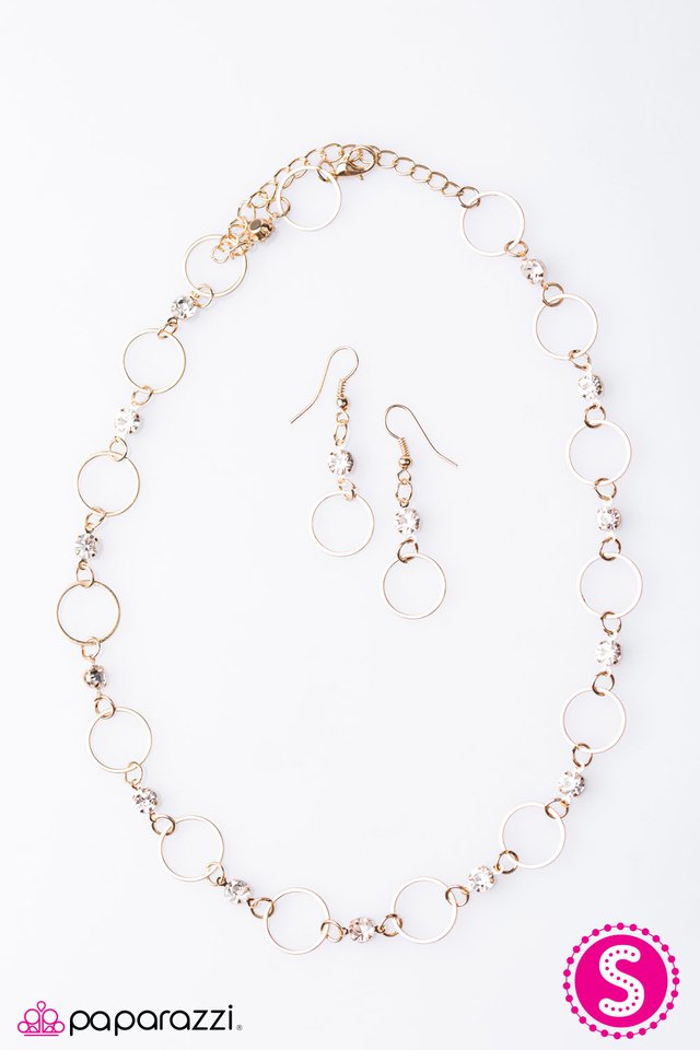Paparazzi ♥ Name Up In Lights - Gold ♥ Necklace