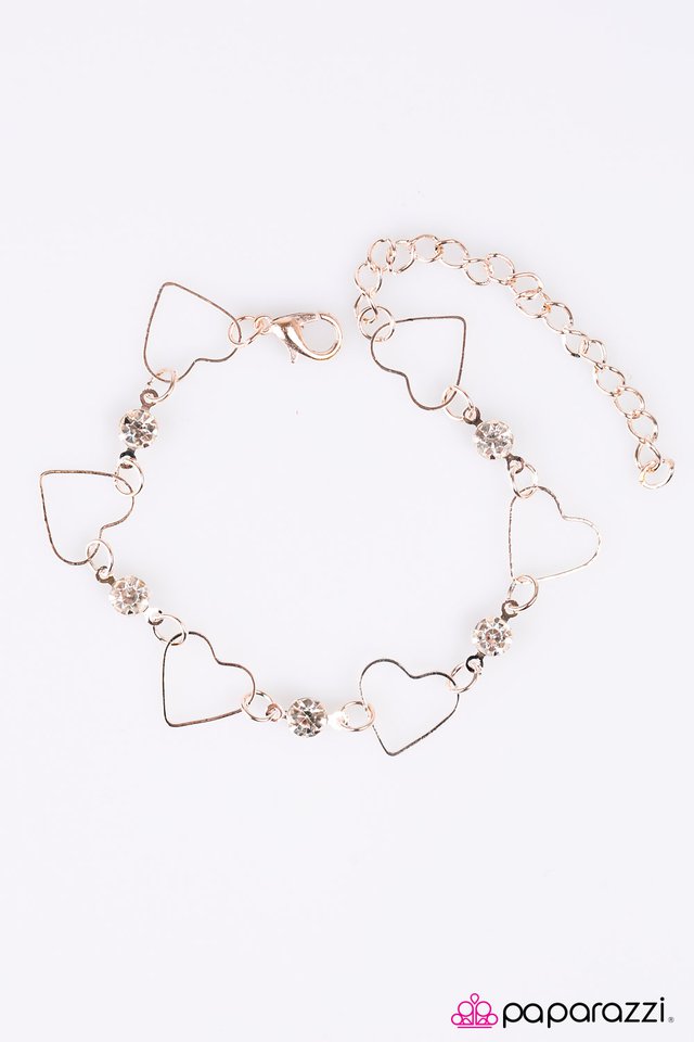 Paparazzi ♥ Lovers Lane - Gold ♥ Bracelet