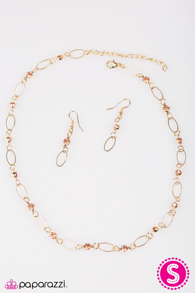 Paparazzi ♥ Best Of The Classics - Gold ♥ Necklace